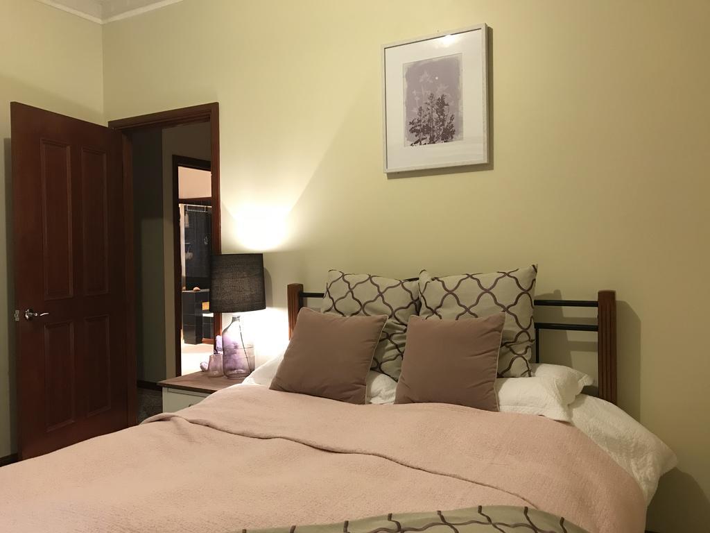 Helen'S Homestead Enfield Екстер'єр фото